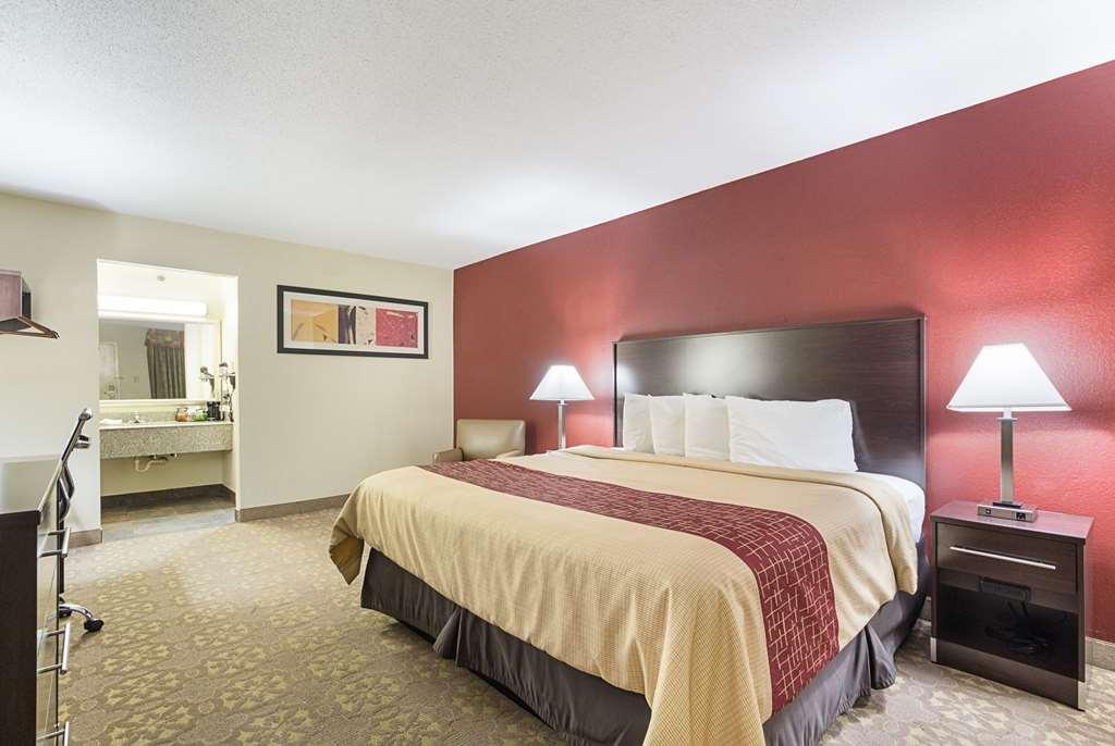 Red Roof Inn Plus+ Dallas - Addison Oda fotoğraf