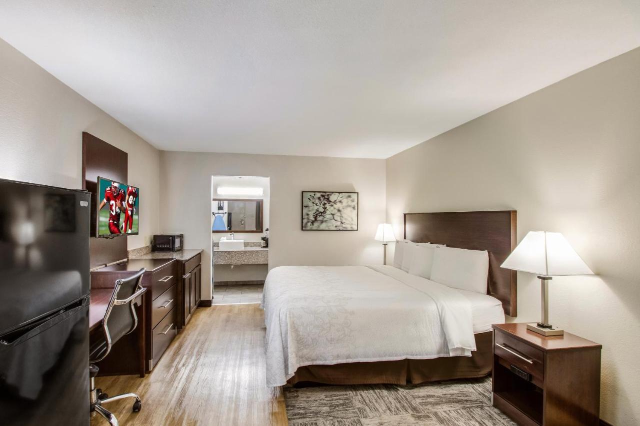 Red Roof Inn Plus+ Dallas - Addison Dış mekan fotoğraf