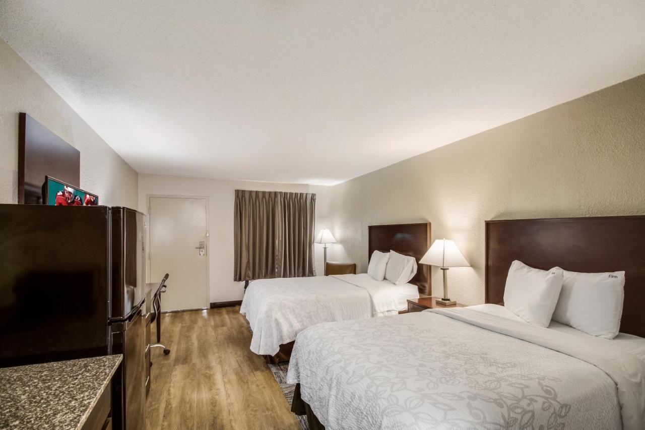 Red Roof Inn Plus+ Dallas - Addison Dış mekan fotoğraf