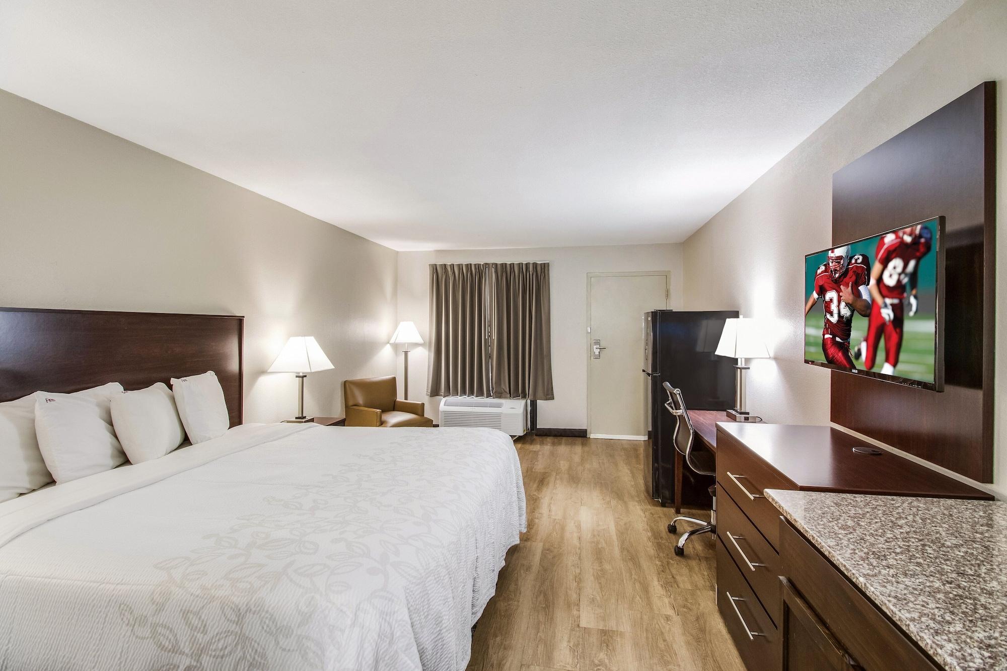 Red Roof Inn Plus+ Dallas - Addison Dış mekan fotoğraf