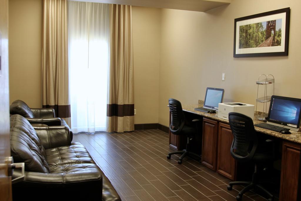 Red Roof Inn Plus+ Dallas - Addison Dış mekan fotoğraf