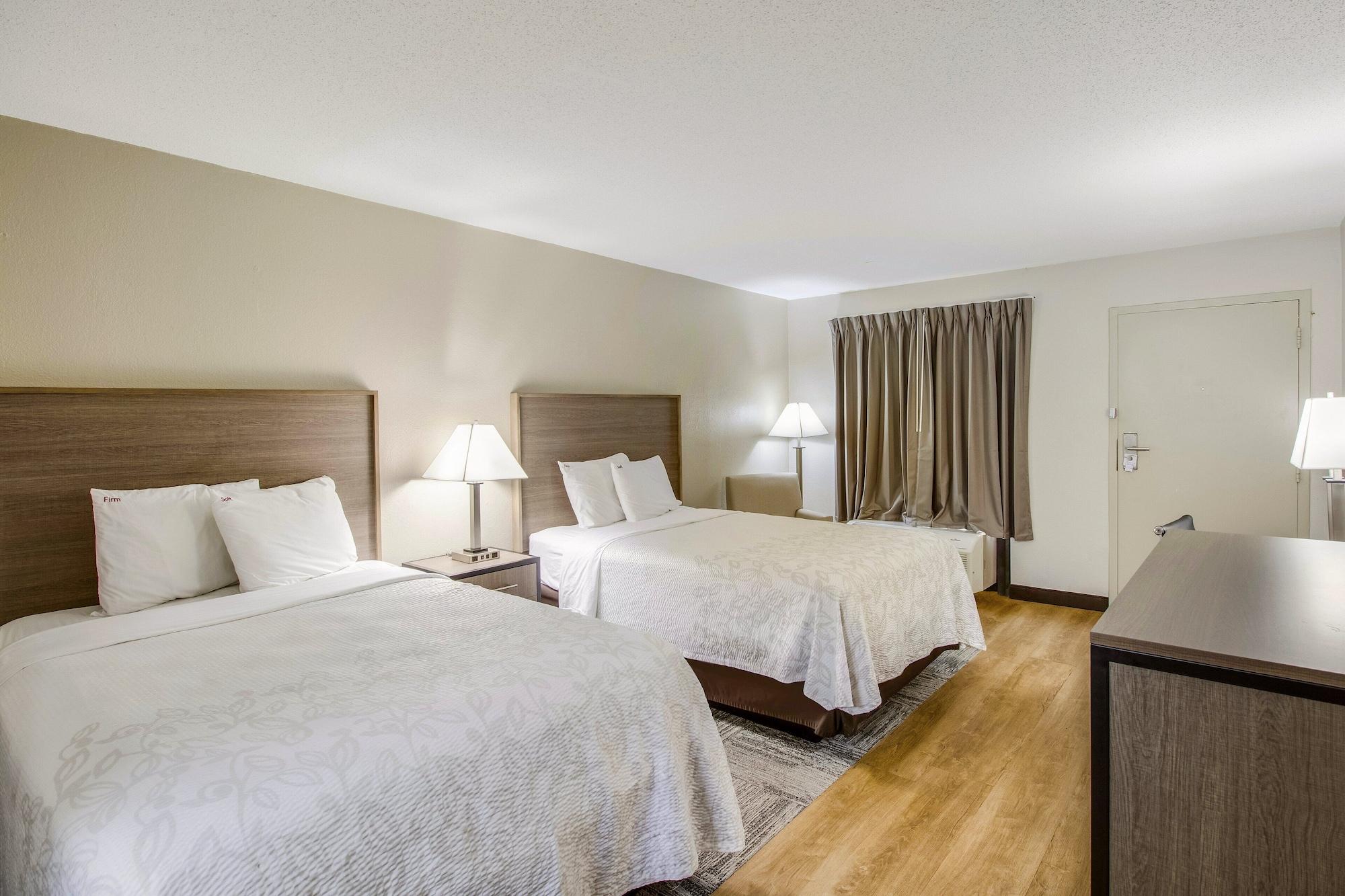 Red Roof Inn Plus+ Dallas - Addison Dış mekan fotoğraf