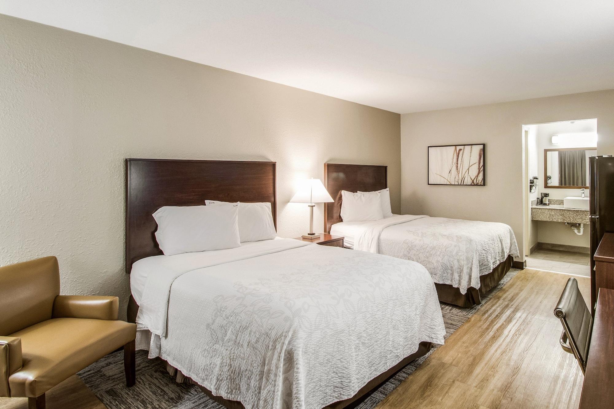 Red Roof Inn Plus+ Dallas - Addison Dış mekan fotoğraf