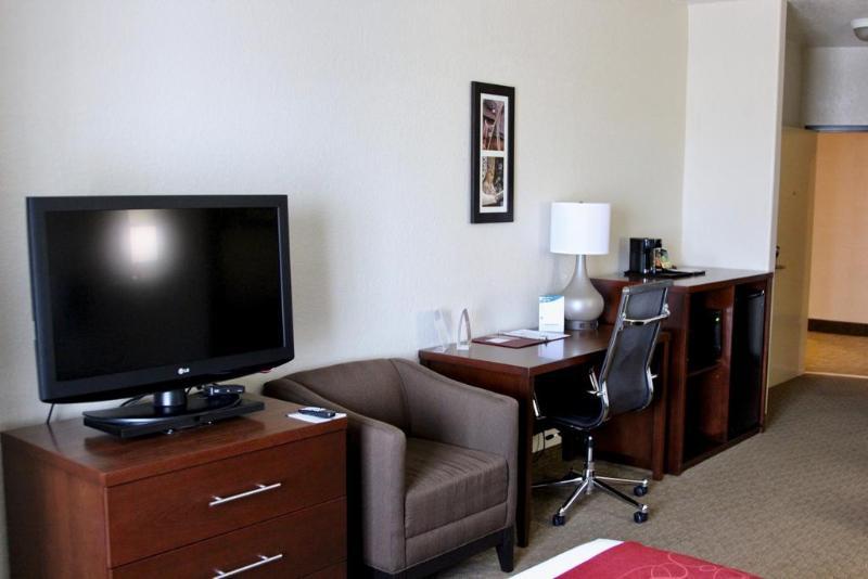 Red Roof Inn Plus+ Dallas - Addison Dış mekan fotoğraf